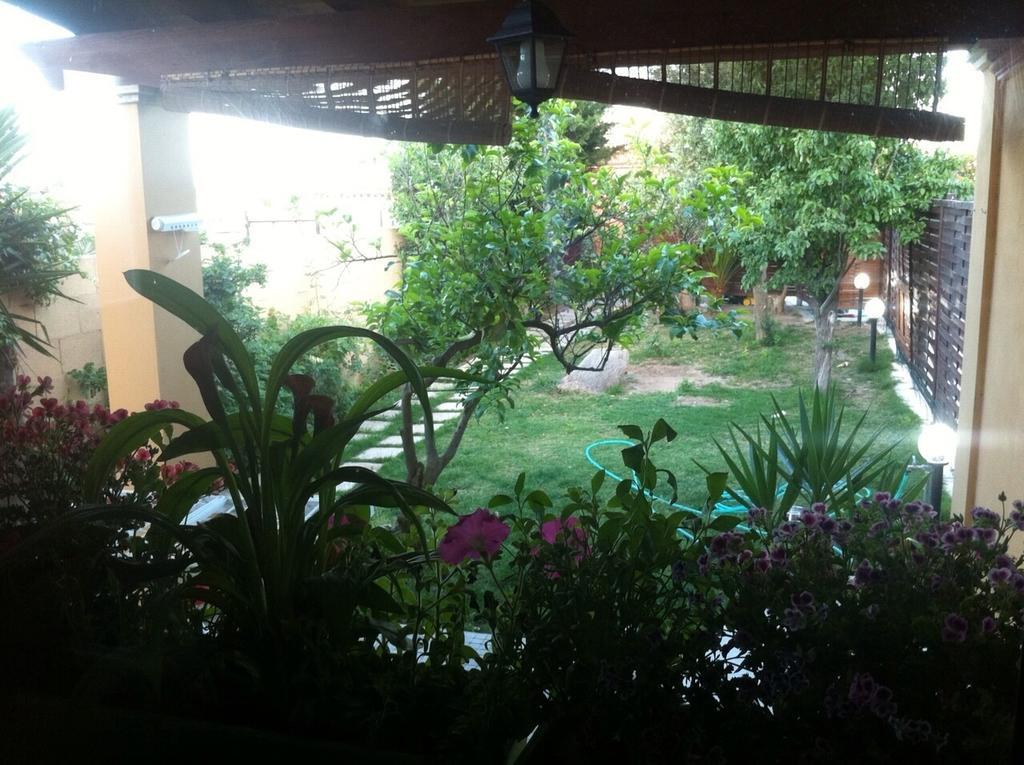 Is Pardinas Villa Sant'Andrea  Екстериор снимка