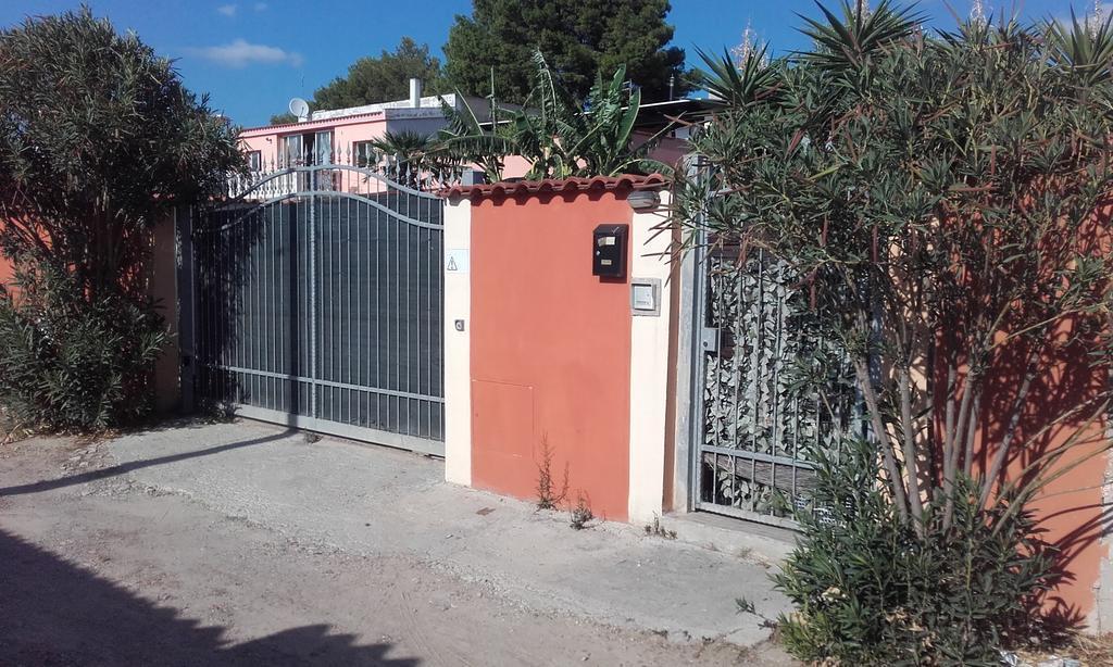 Is Pardinas Villa Sant'Andrea  Екстериор снимка
